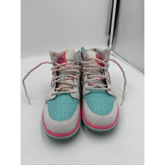 Size 5.5 (GS) - Jordan 1 Mid Digital Pink - Picture 2 of 8